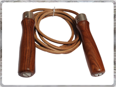 LEATHER JUMP ROPE IN WEIGHTED HANDLES